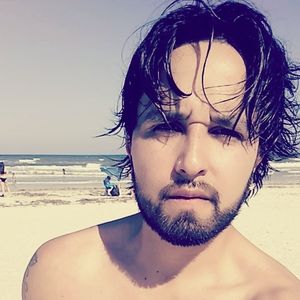 Meet your Posher, Roy